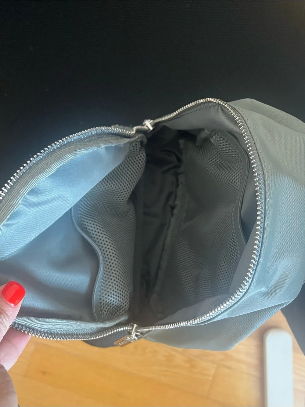 lululemon athletica compact sling